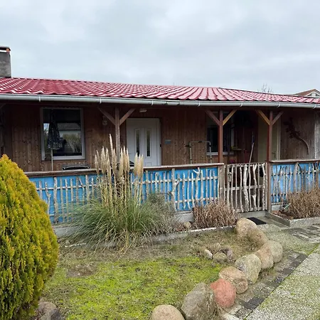 Ferienbungalows Im Ostseebad